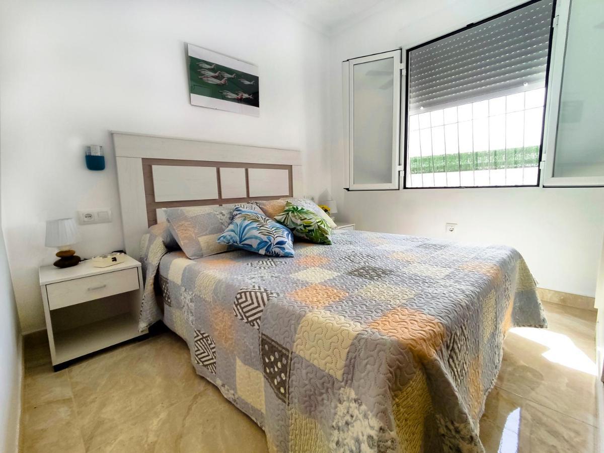 Casa Soleada Piscina Climatizada Y Privada Hébergement de vacances *