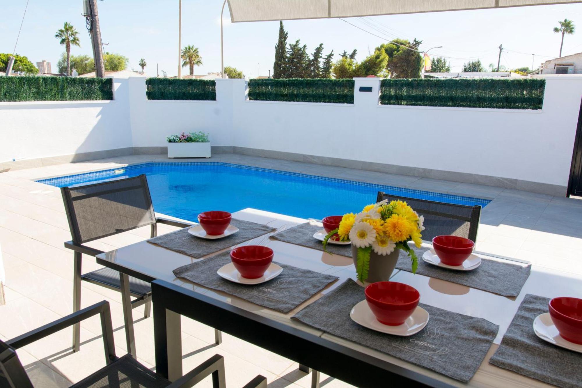 Hébergement de vacances Casa Soleada Piscina Climatizada Y Privada Santiago De La Ribera